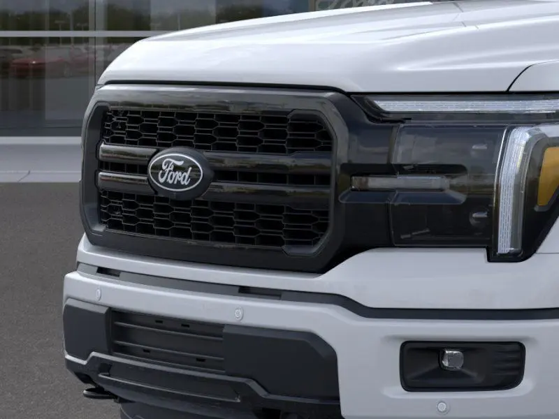 2025 Ford F-150 Lariat photo 18