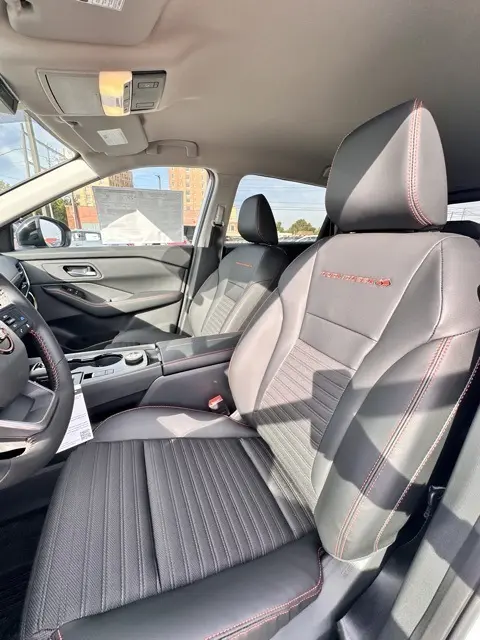 2026 Nissan Rogue SV photo 23