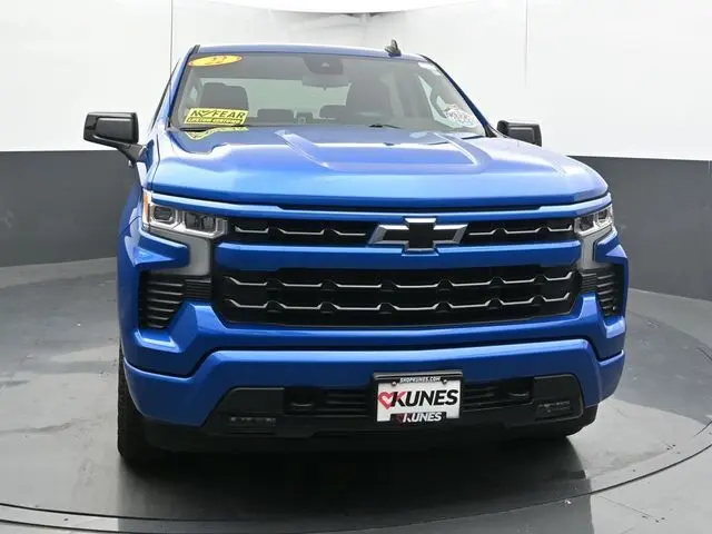 2022 Chevrolet Silverado 1500 RST photo 3