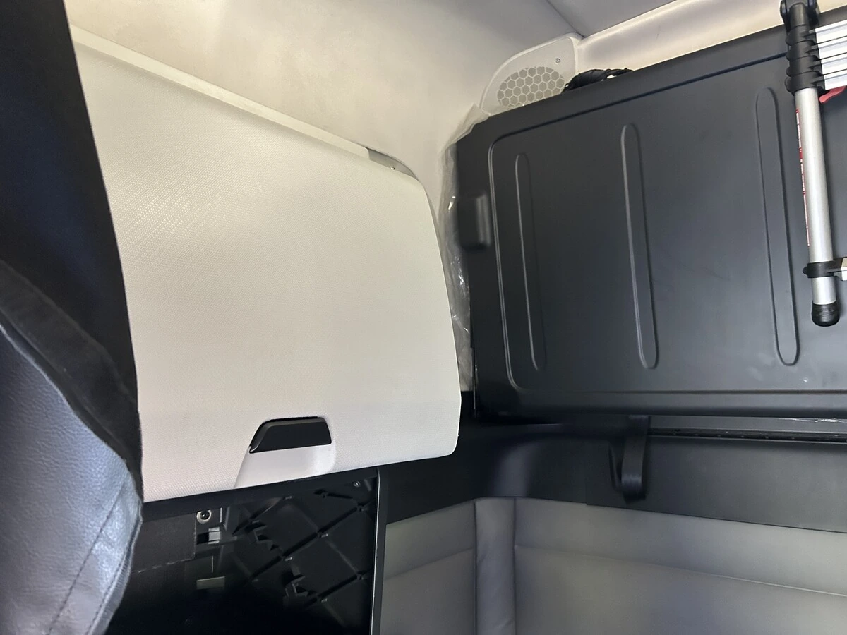 2022 Freightliner Cascadia - image 18