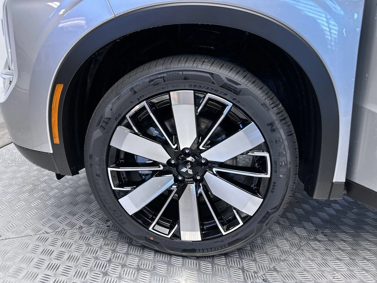 2026 Mitsubishi Outlander Plug-in Hybrid SE - Photo 27
