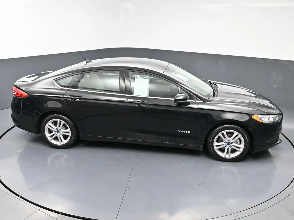 2018 Ford Fusion S Hybrid photo 38