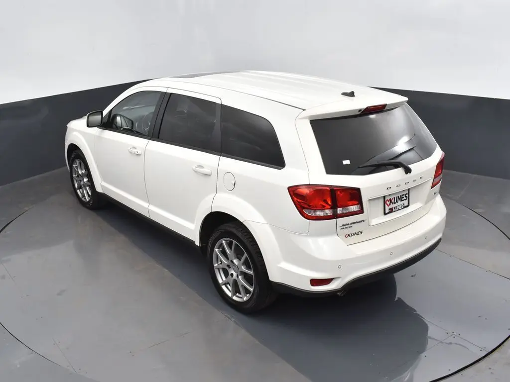 2015 Dodge Journey R/T photo 36