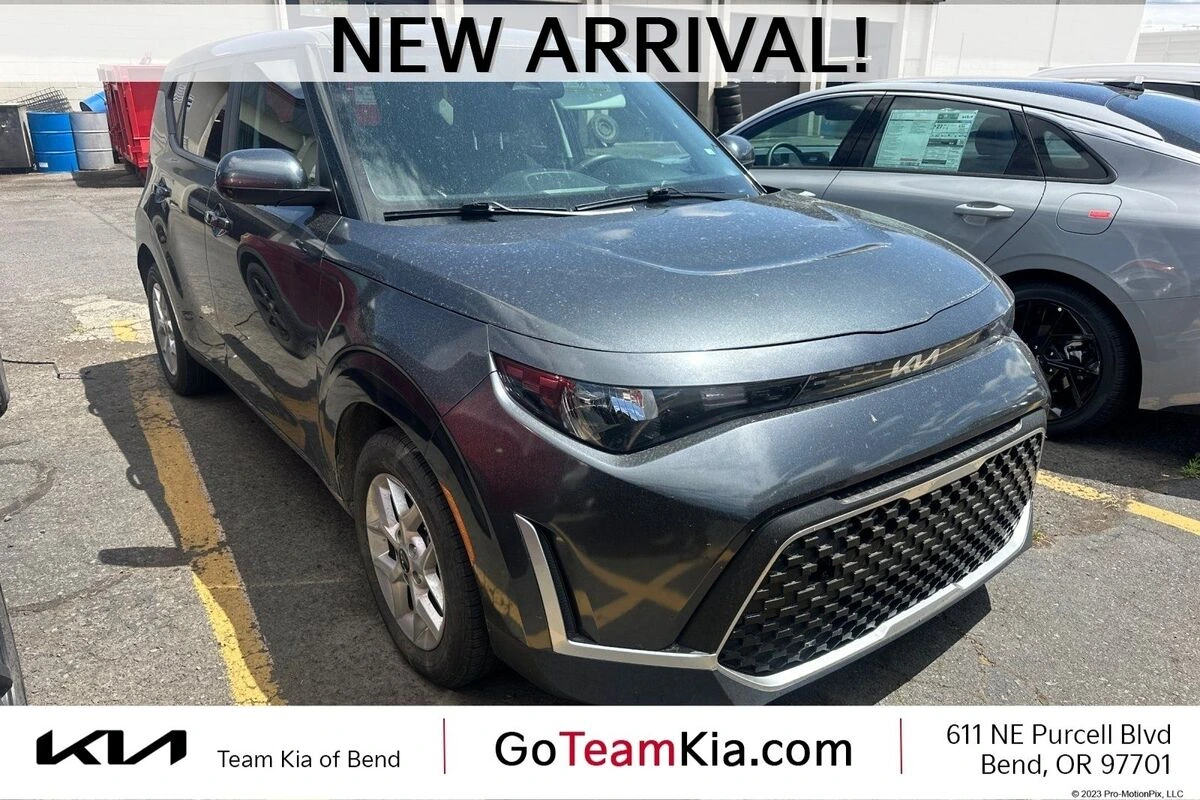 2023 Kia Soul 2.0L LX IVT's photo