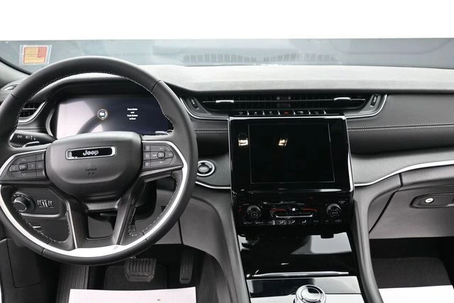2026 Jeep Grand Cherokee Laredo - Photo 17