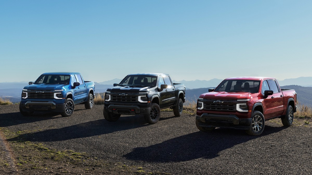 2027 Chevy Silverado Z71 Models Lined Up Next to Each Other
