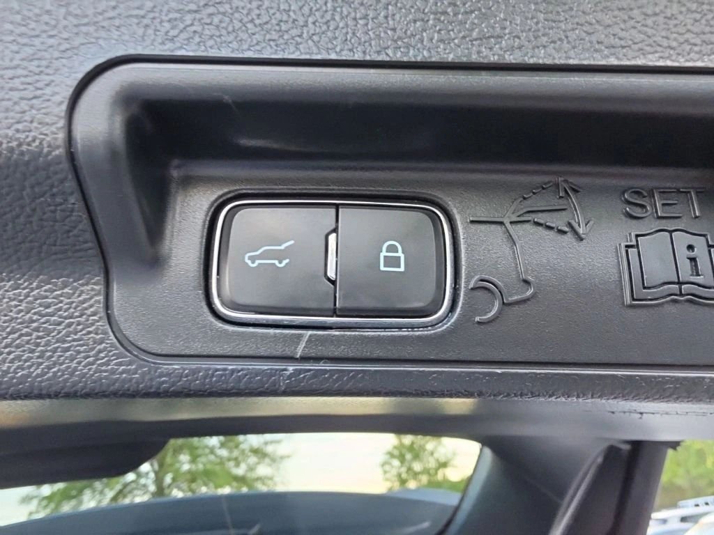 2024 Ford Explorer Limited - Photo 38
