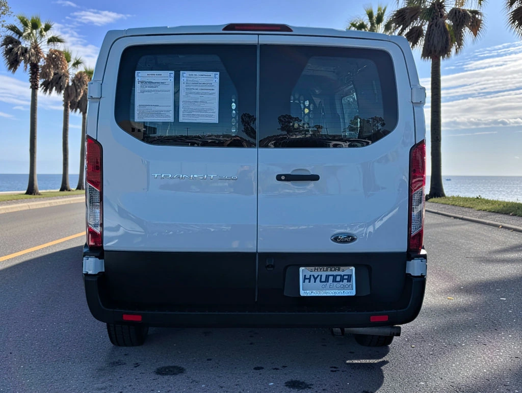 2025 Ford Transit Van Base - Photo 6