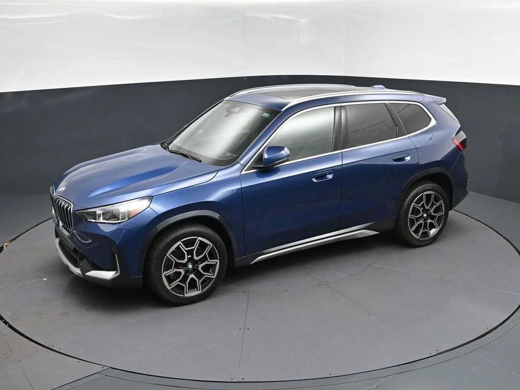 2025 BMW X1 xDrive28i's photo