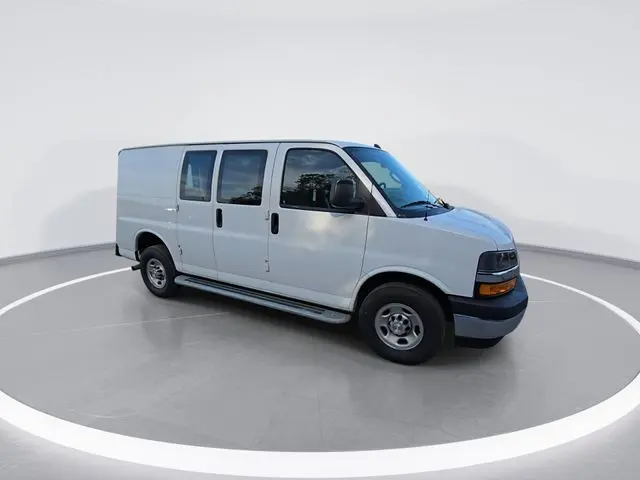 2023 Chevrolet Express 2500 Work Van Cargo photo 2