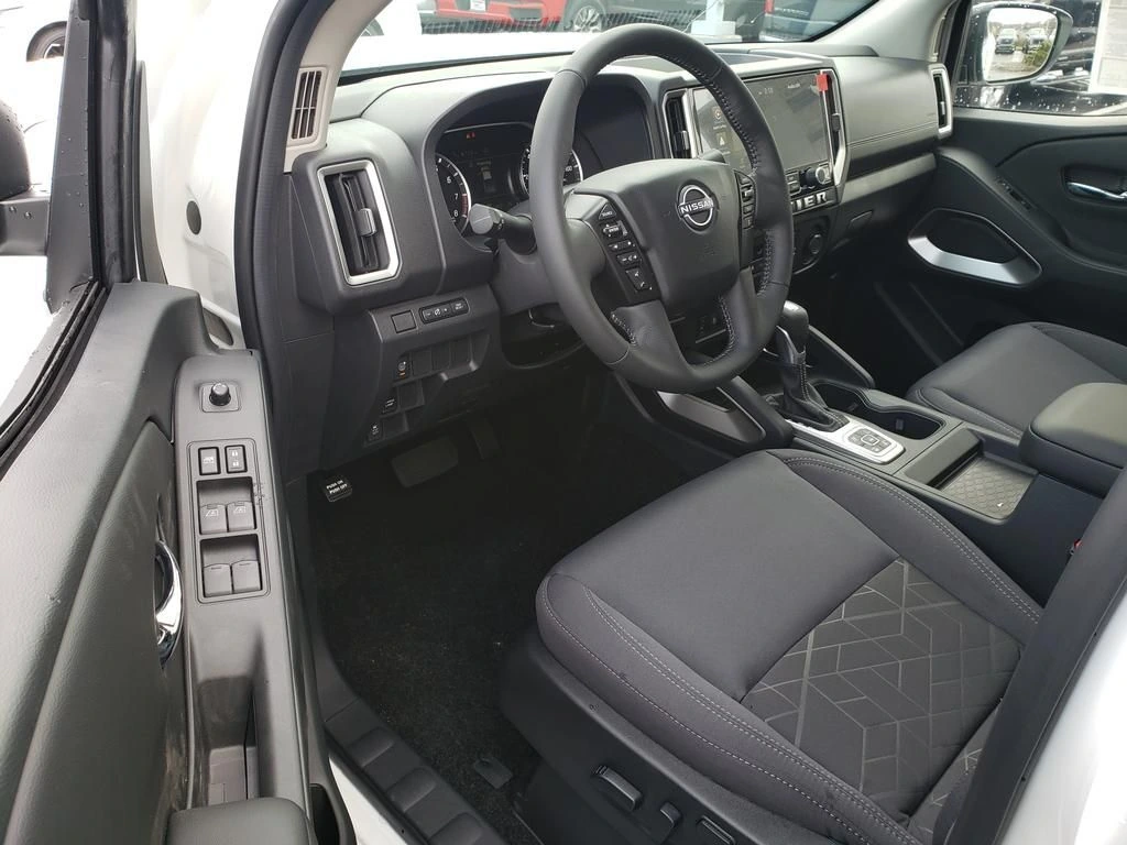 2026 Nissan Frontier SV - Photo 12