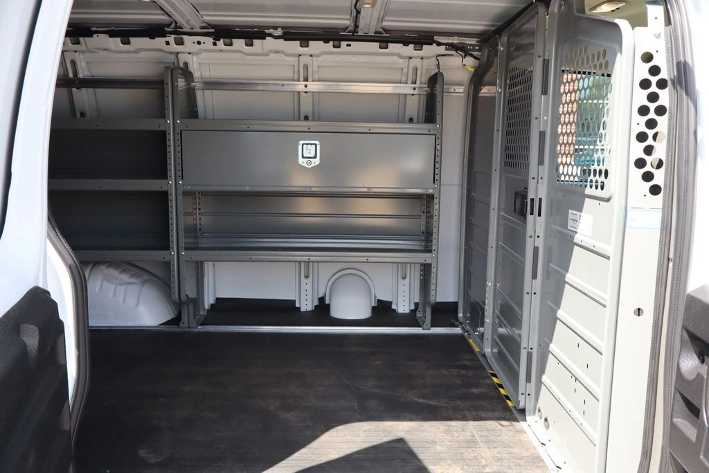 2025 Chevrolet Express Cargo Work Van - Photo 33