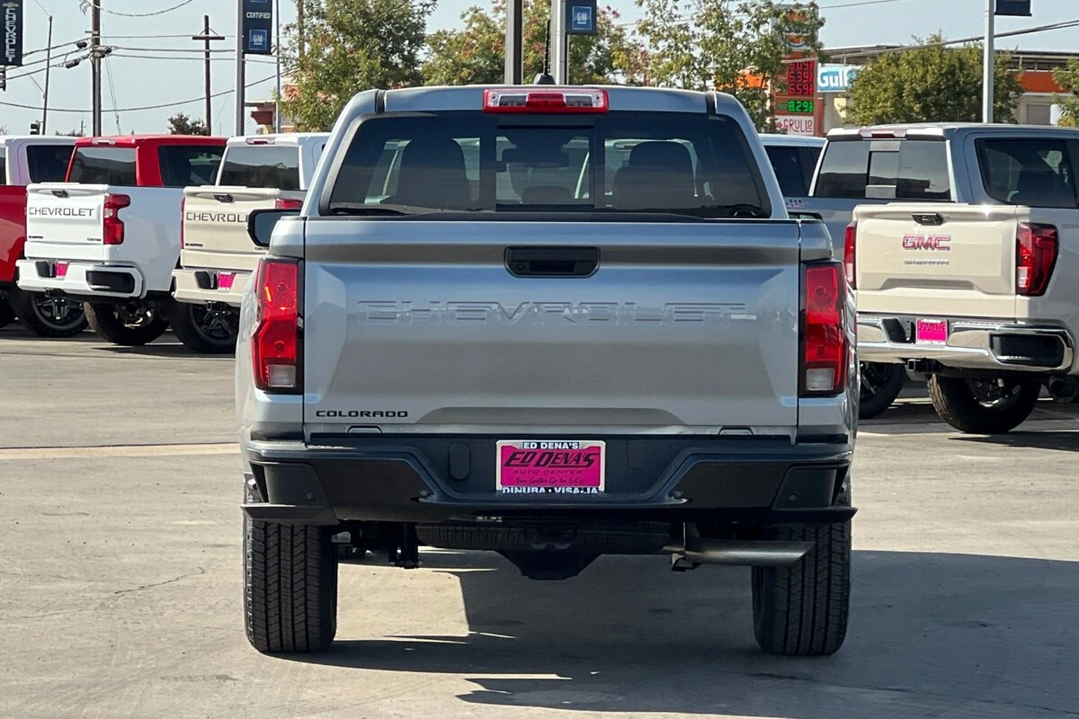 2026 Chevrolet Colorado Work Truck - Photo 6