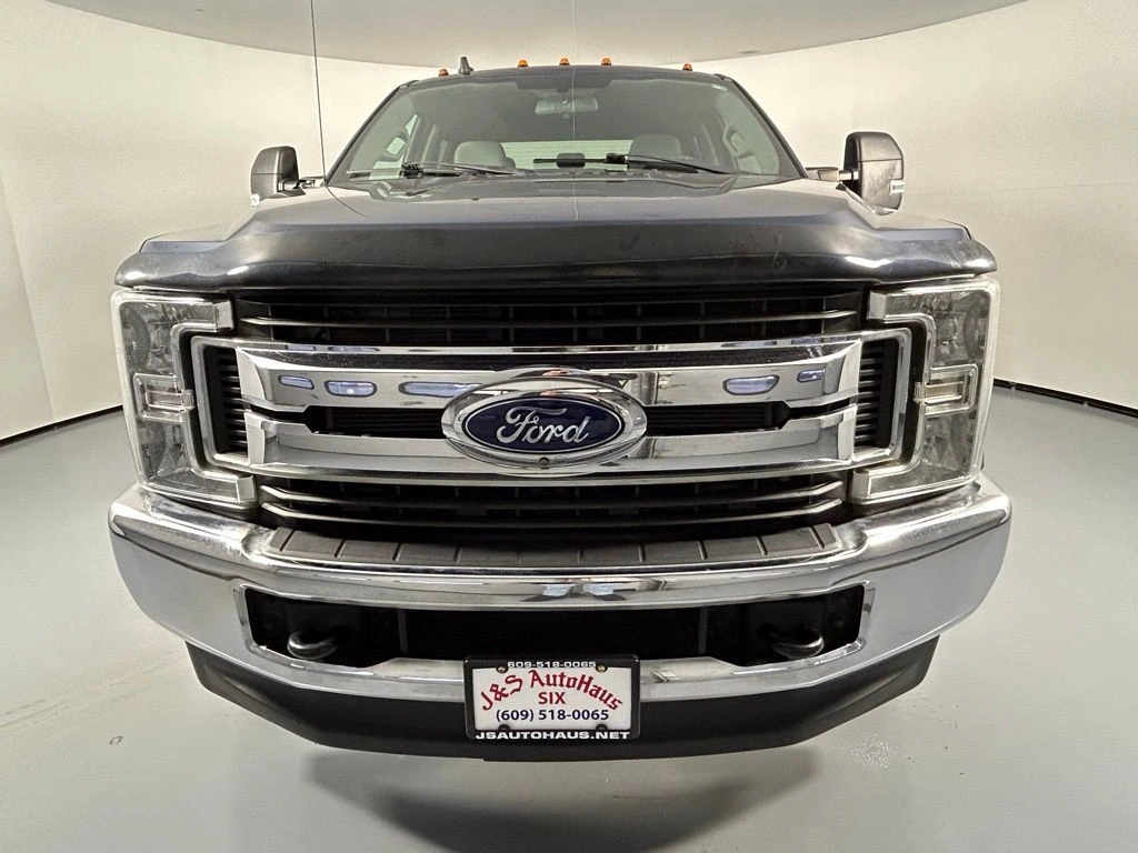 2019 Ford F-350 Super Duty XL's photo