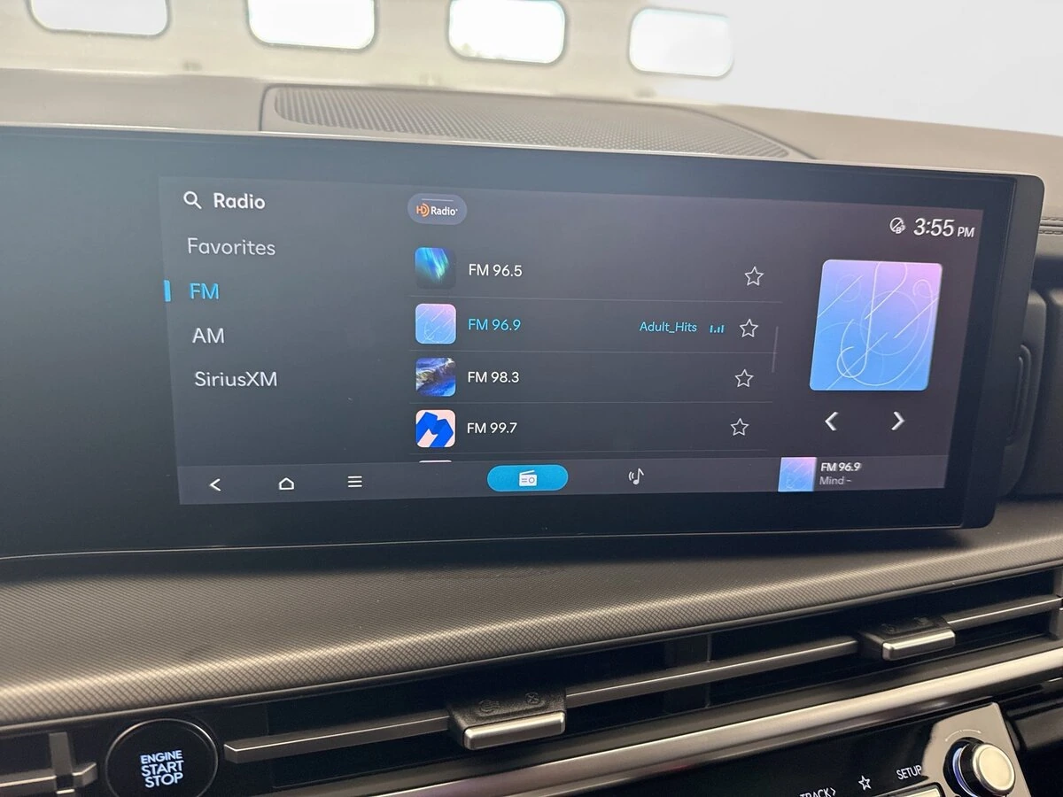 2025 Hyundai Santa Fe SEL - Photo 14