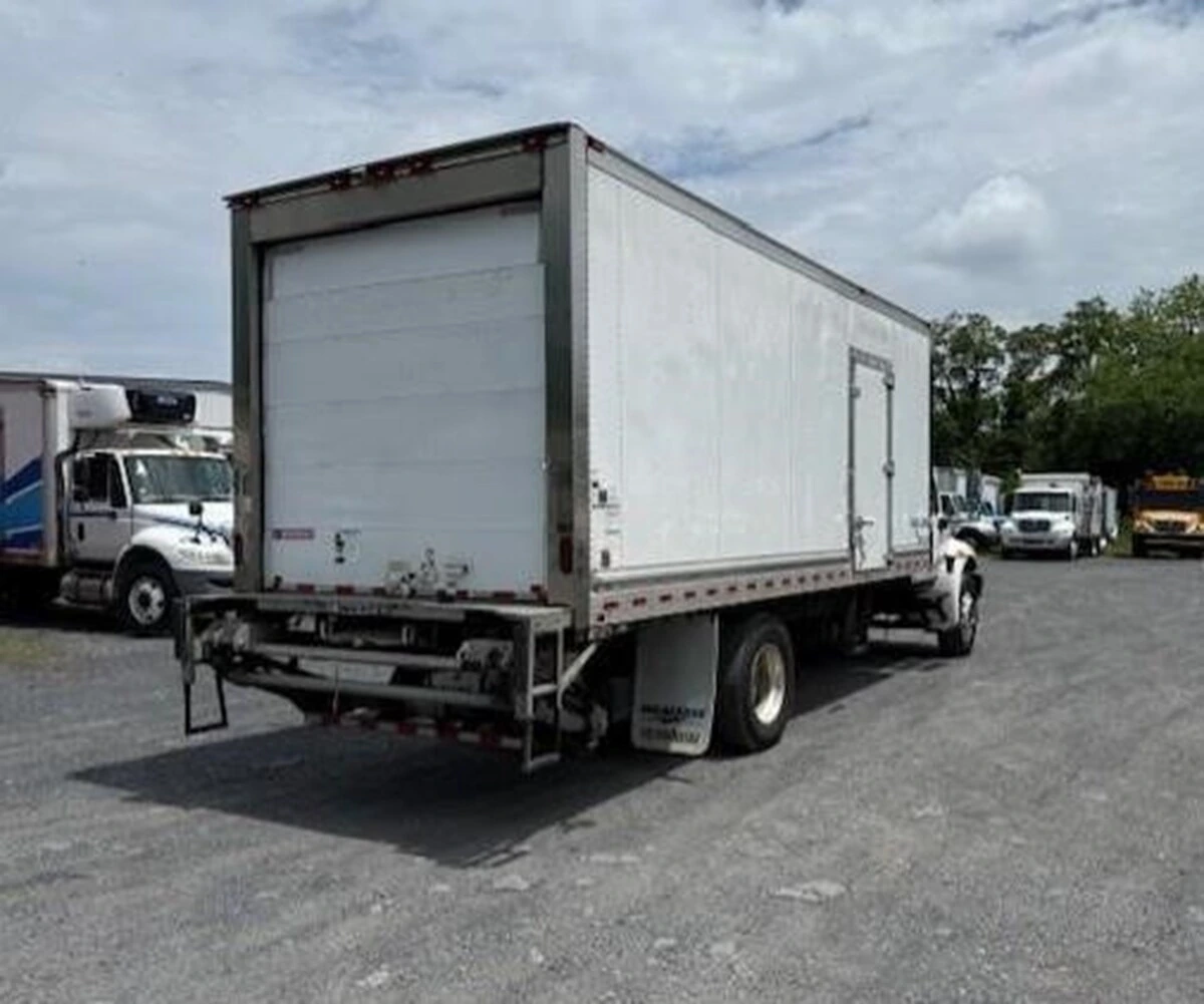 2020 International MV - image 7