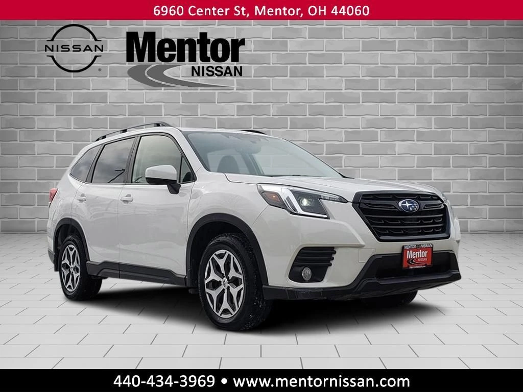 2023 Subaru Forester Premium