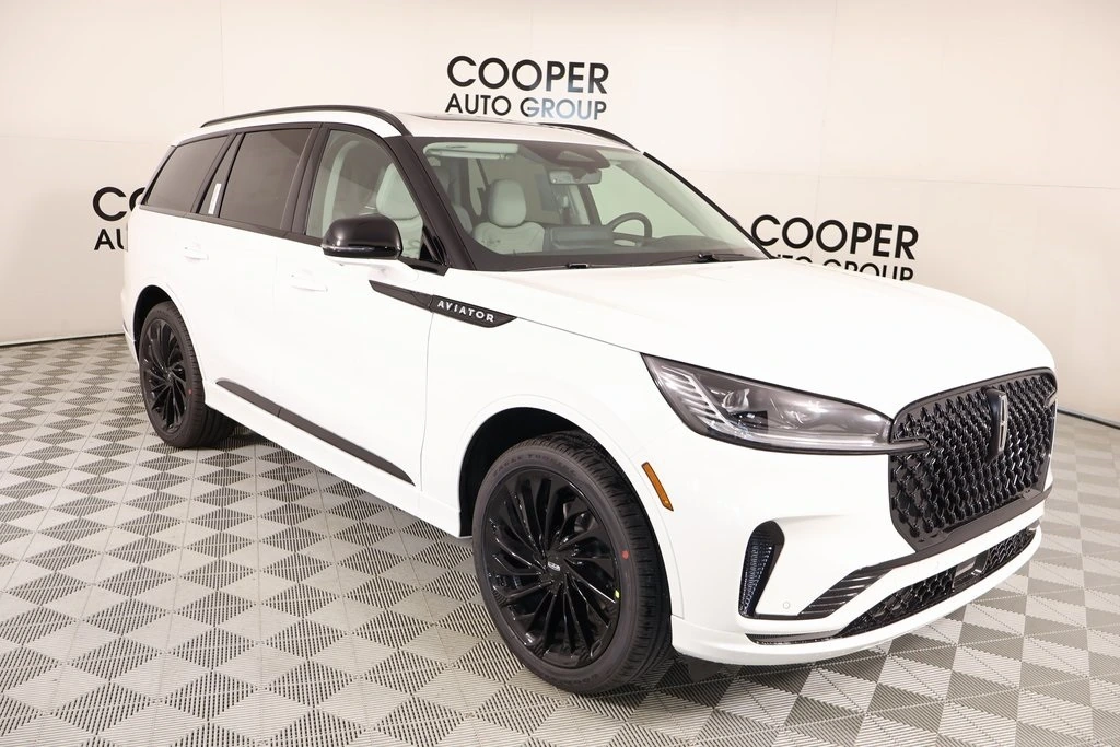 2026 Lincoln Aviator Reserve's photo
