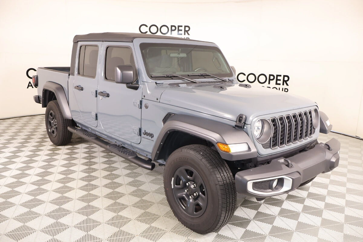 2025 Jeep Gladiator