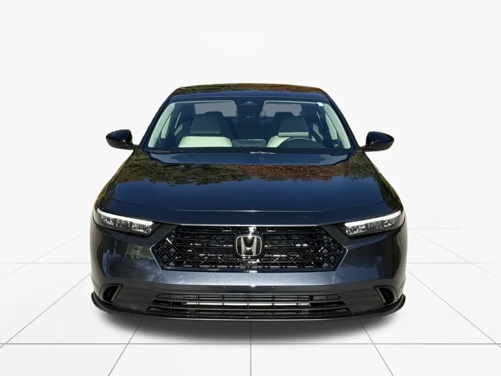 2025 Honda Accord SE photo 2