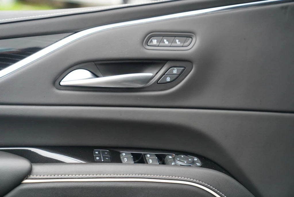 2023 Cadillac Escalade V-Series - Photo 32