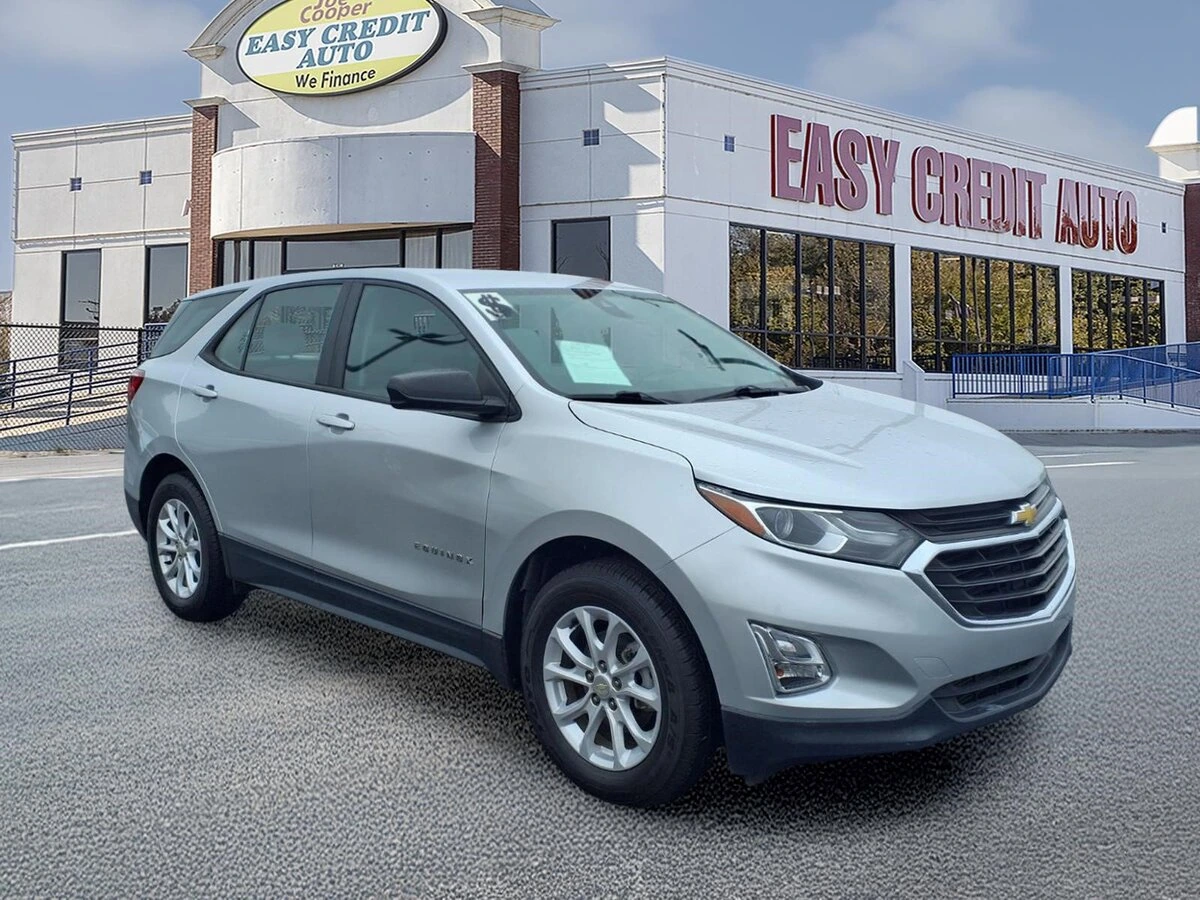 2020 Chevrolet Equinox LS's photo