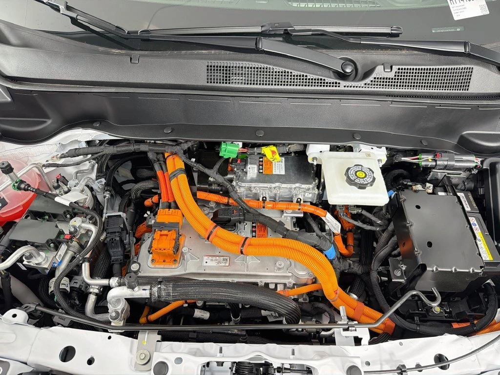 2027 Chevrolet Bolt EV LT - Photo 29