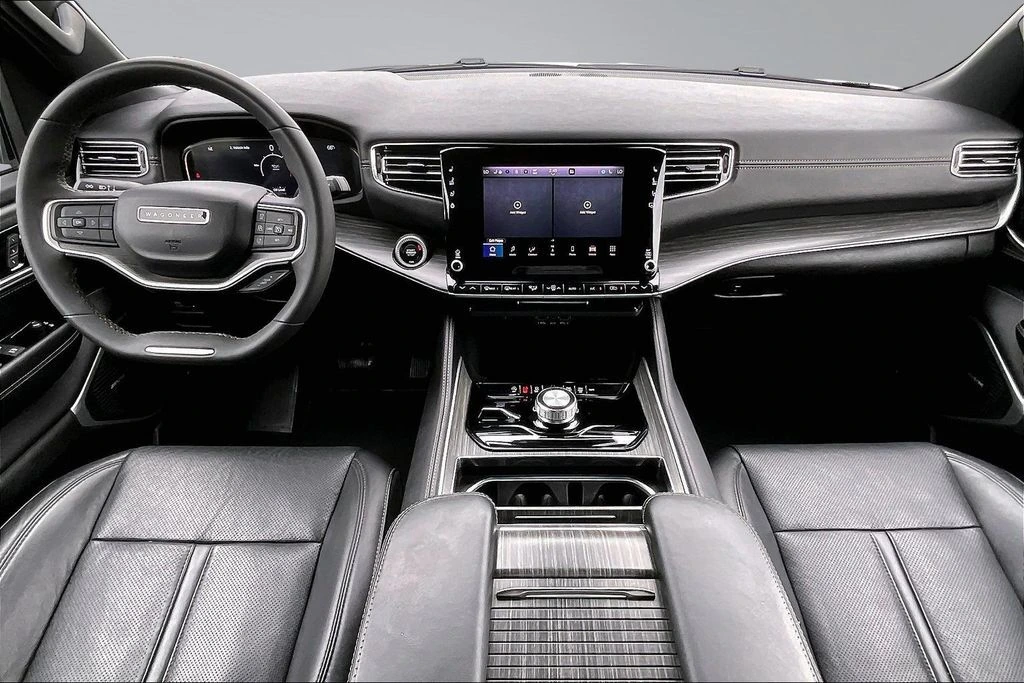 2023 Jeep Wagoneer Series II - Photo 16