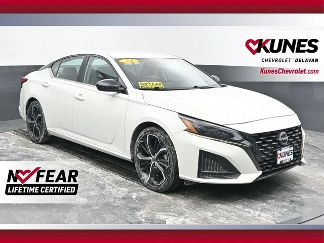 2024 Nissan Altima SR