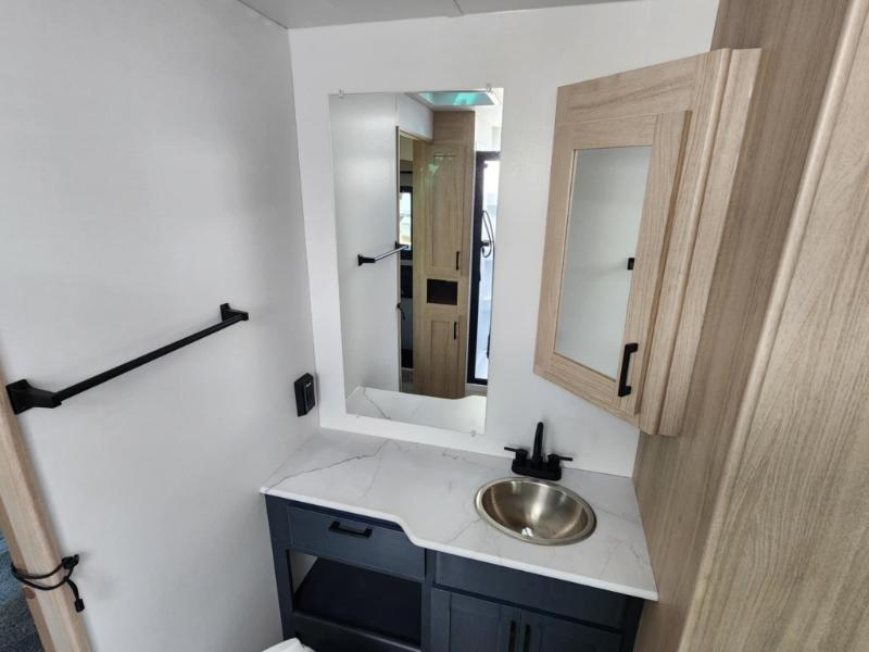 Voyage/3235FK/2025 image-15