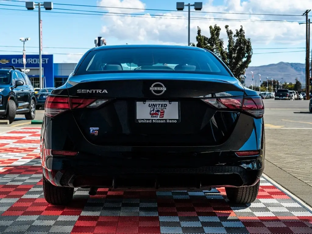 2024 Nissan Sentra S photo 4