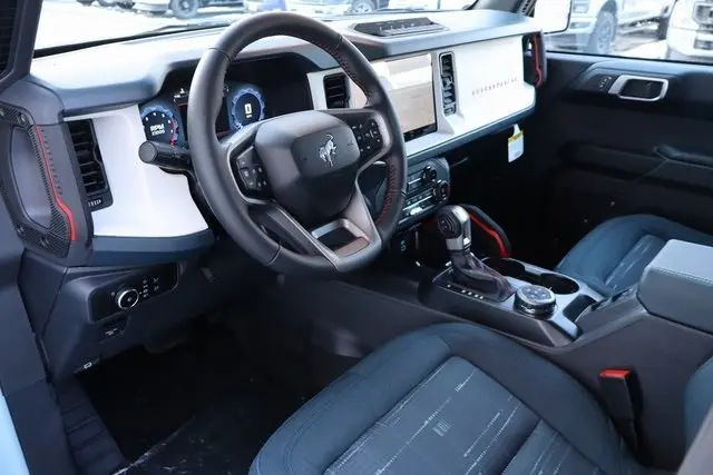 2025 Ford Bronco Heritage First Edition photo 4