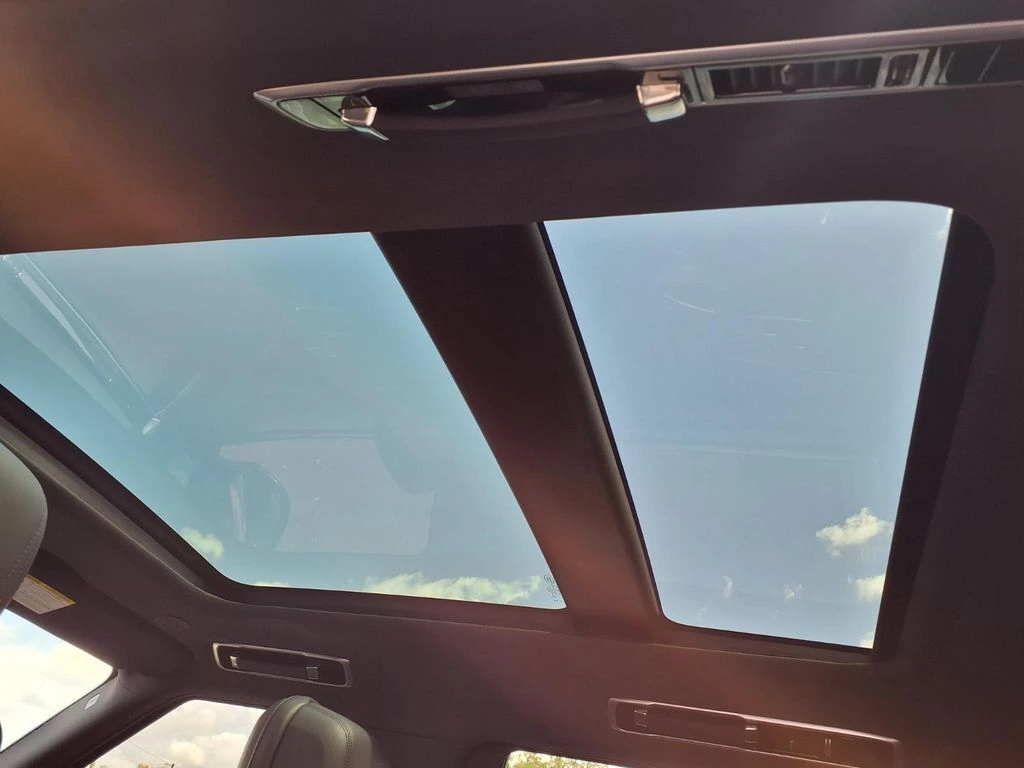 2025 Land Rover Range Rover SE - Photo 23