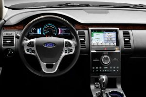 driver information display and infotainment system of the 2018 Ford Flex