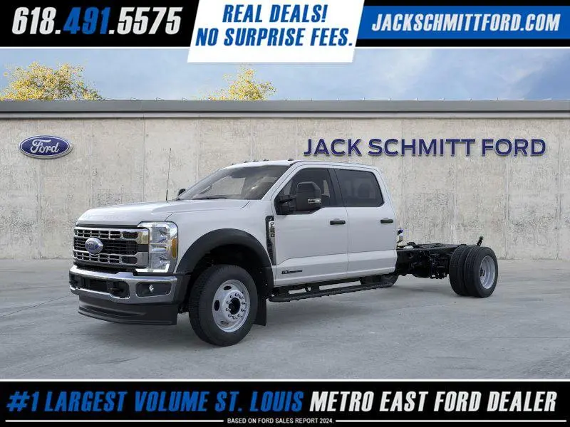 2026 Ford F-550 Super Duty Chassis Cab XL's photo
