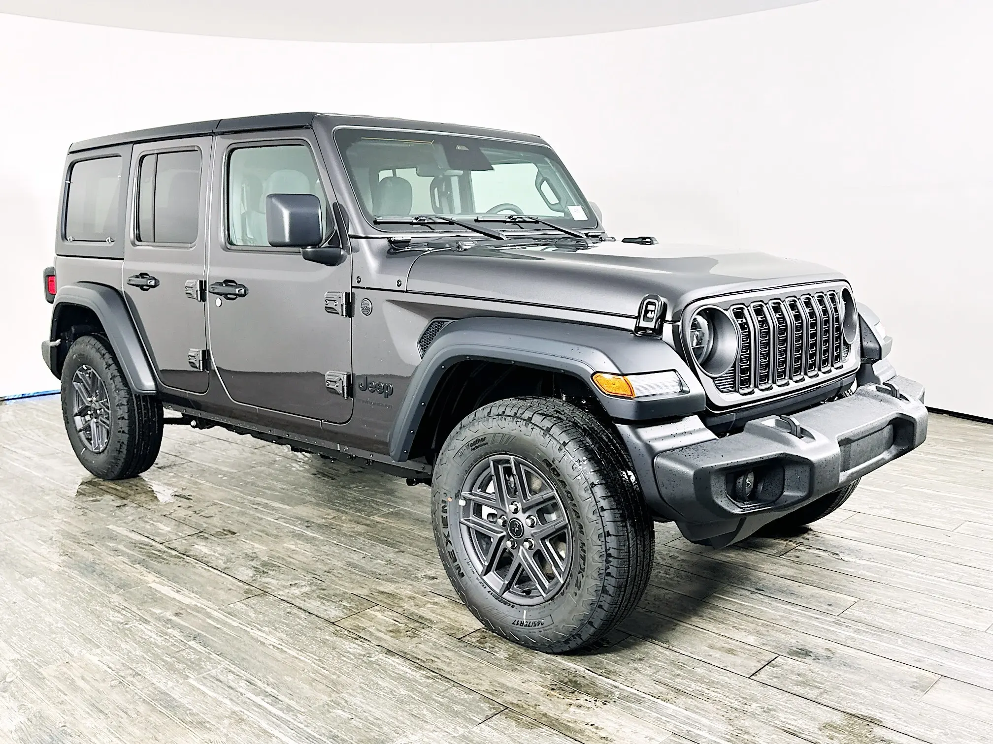 2025 Jeep Wrangler 4-Door Sport S's photo