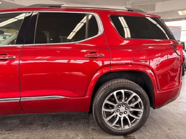 2023 GMC Acadia Denali - Photo 16