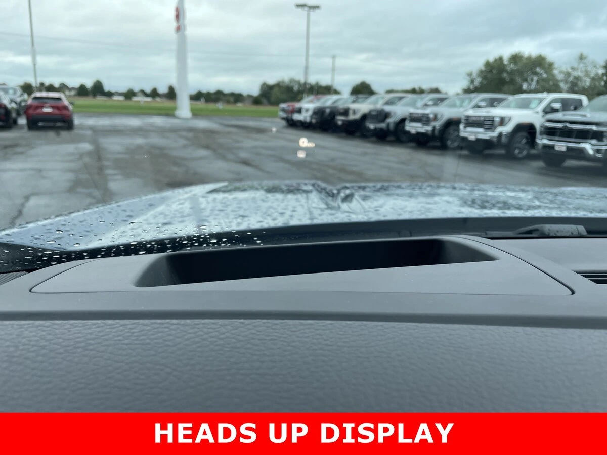 2025 GMC Yukon XL Denali - Photo 24