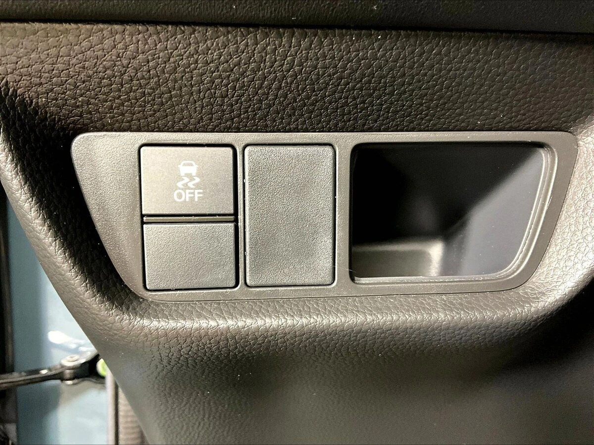 2025 Honda HR-V Sport - Photo 36