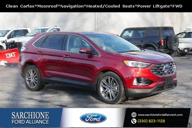 2019 Ford Edge Titanium's photo