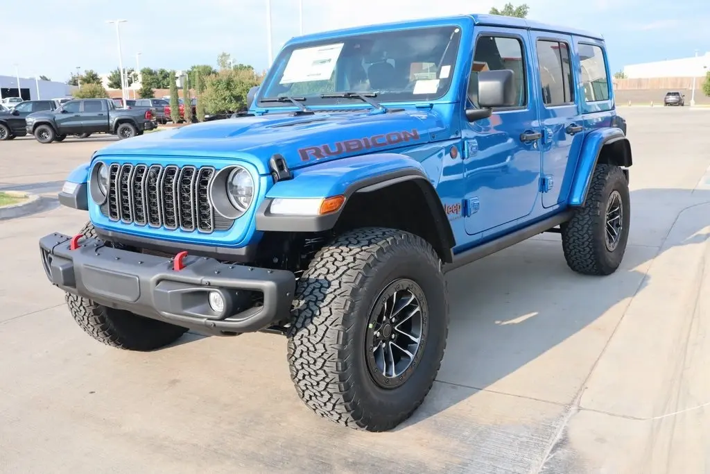 2025 Jeep Wrangler Rubicon X photo 12