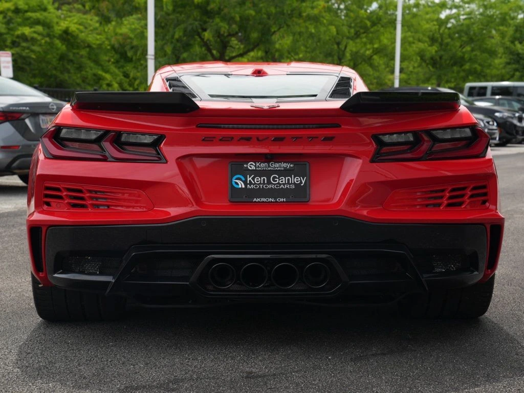 2024 Chevrolet Corvette 3LZ - Photo 12