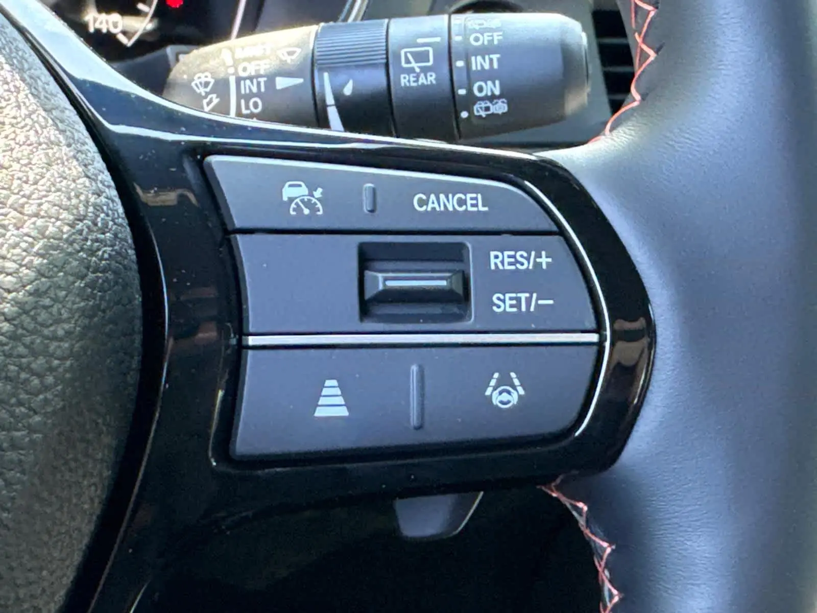 2025 Honda Pilot TrailSport photo 21
