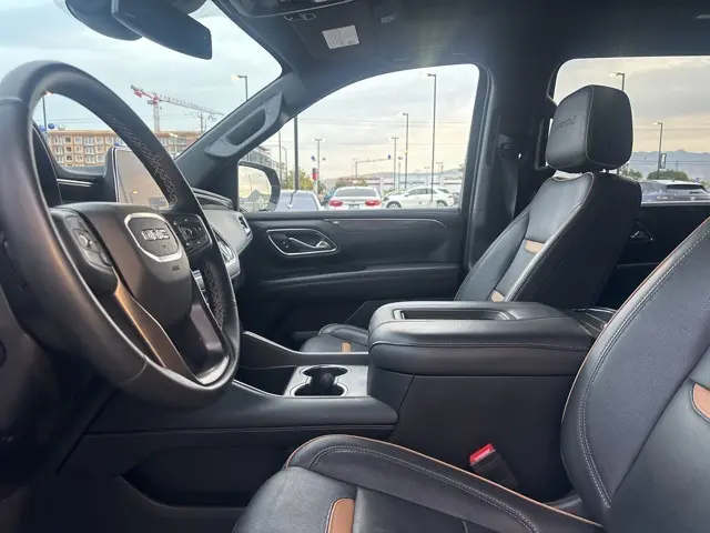 2023 Gmc Yukon XL AT4 photo 24