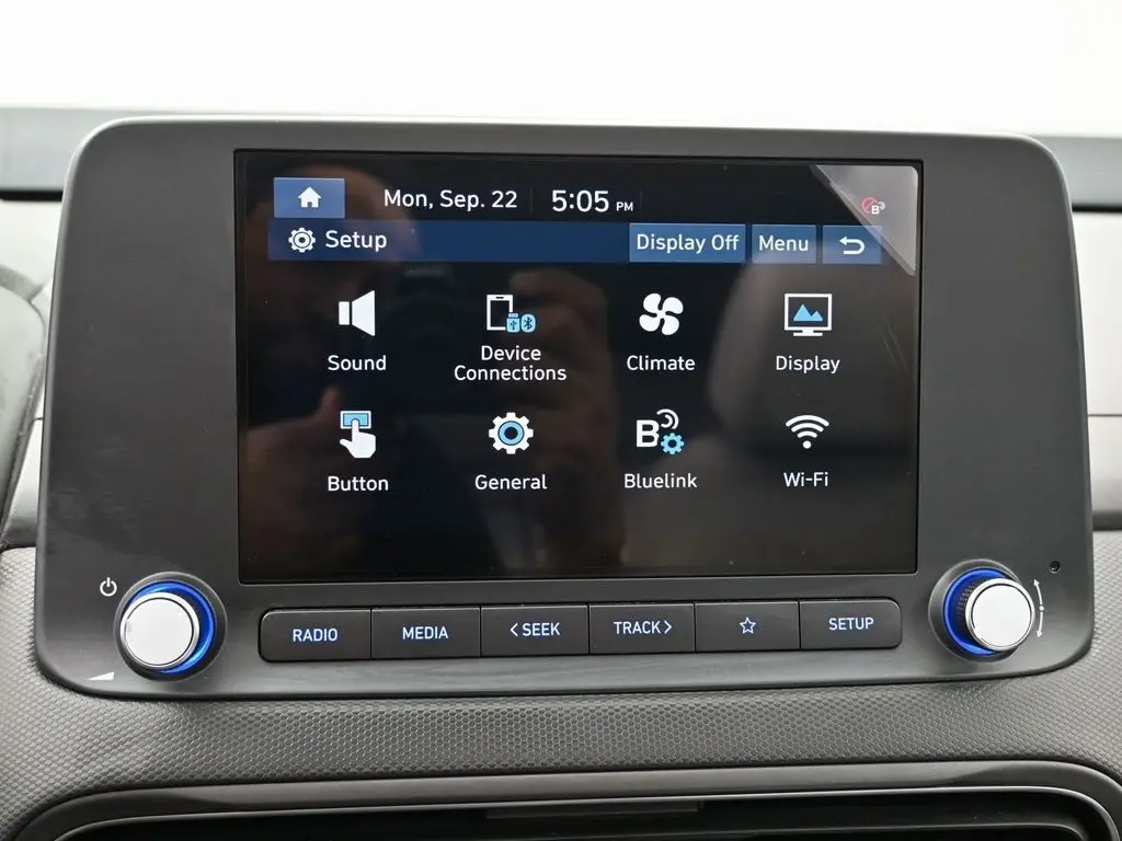 2022 Hyundai Kona SEL N Line photo 20