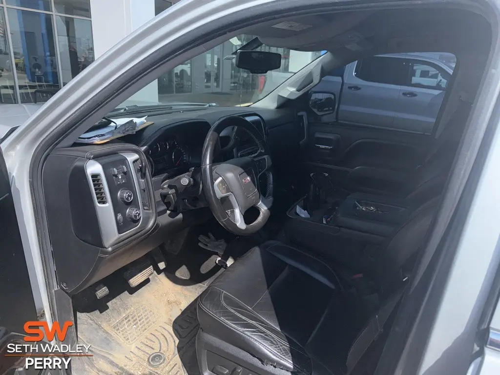 2015 Gmc Sierra 1500 SLT photo 2