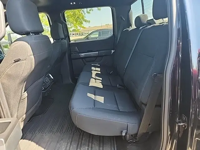 2022 Ford F-150 XLT photo 3