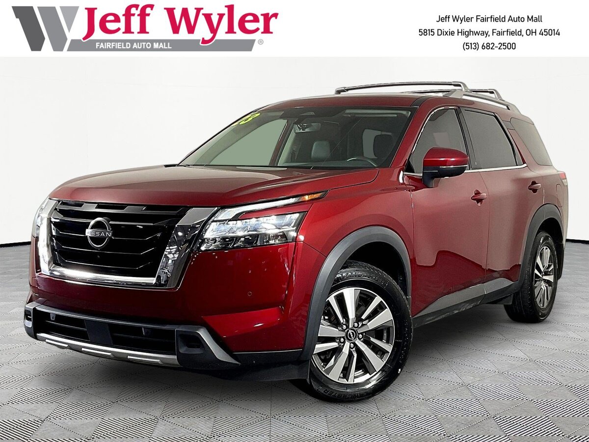 2023 Nissan Pathfinder SL