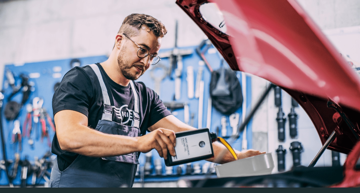 Hero Image for MINI Maintenance Oil Services