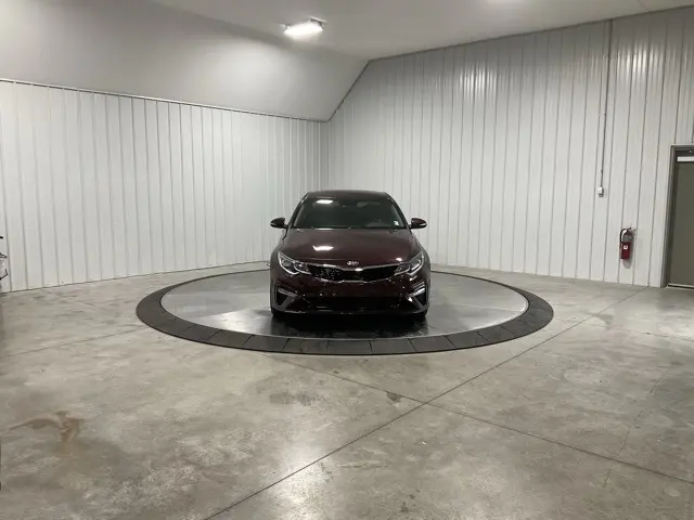 Used 2019 Kia Optima LX with VIN 5XXGT4L35KG342046 for sale in Roanoke, IN